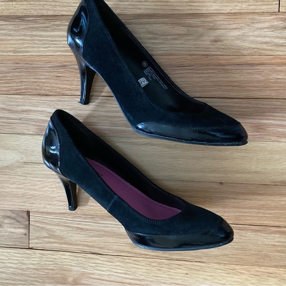 EUC ISAAC MIZRAHI for Target Black suede and patent pumps. Size 9.5.  3 in heel - Picture 7 of 14